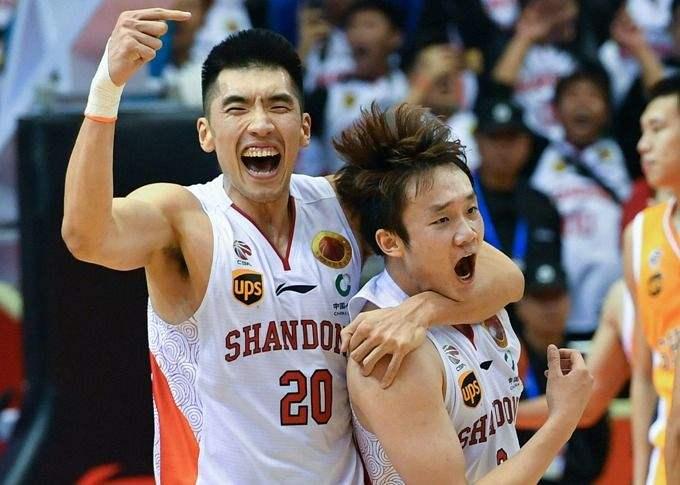 足球与篮球的激情碰撞，从足球巴巴到NBA01直播吧的体育盛宴