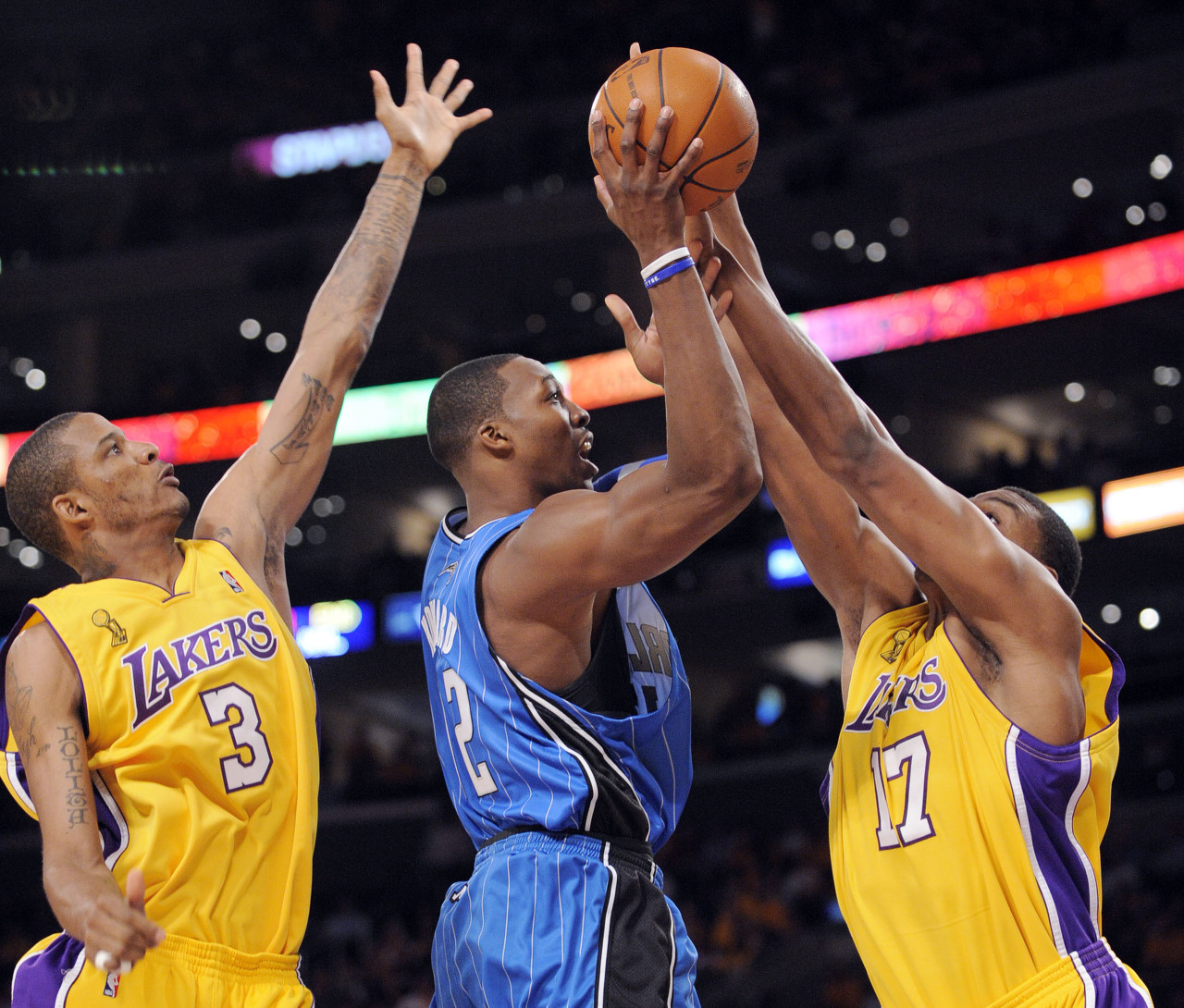 篮球与足球的激情碰撞，NBA与巴塞罗那的跨界魅力