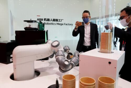 预测2023年美元走势，多重因素交织下的全球货币舞台