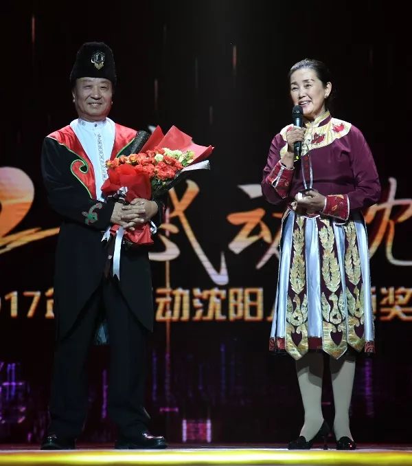 肖马同行，一萧二马的传奇故事一肖二马资料