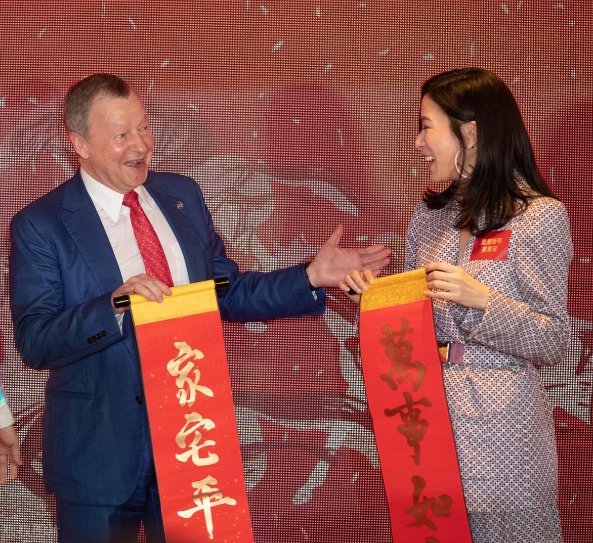 探索2019年香港马会开码结果直播，一场精彩绝伦的赛事盛宴