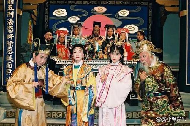 白小姐四肖必选期期的神秘脑洞与包青天的智慧碰撞白小姐四肖必选期期中脑筋a