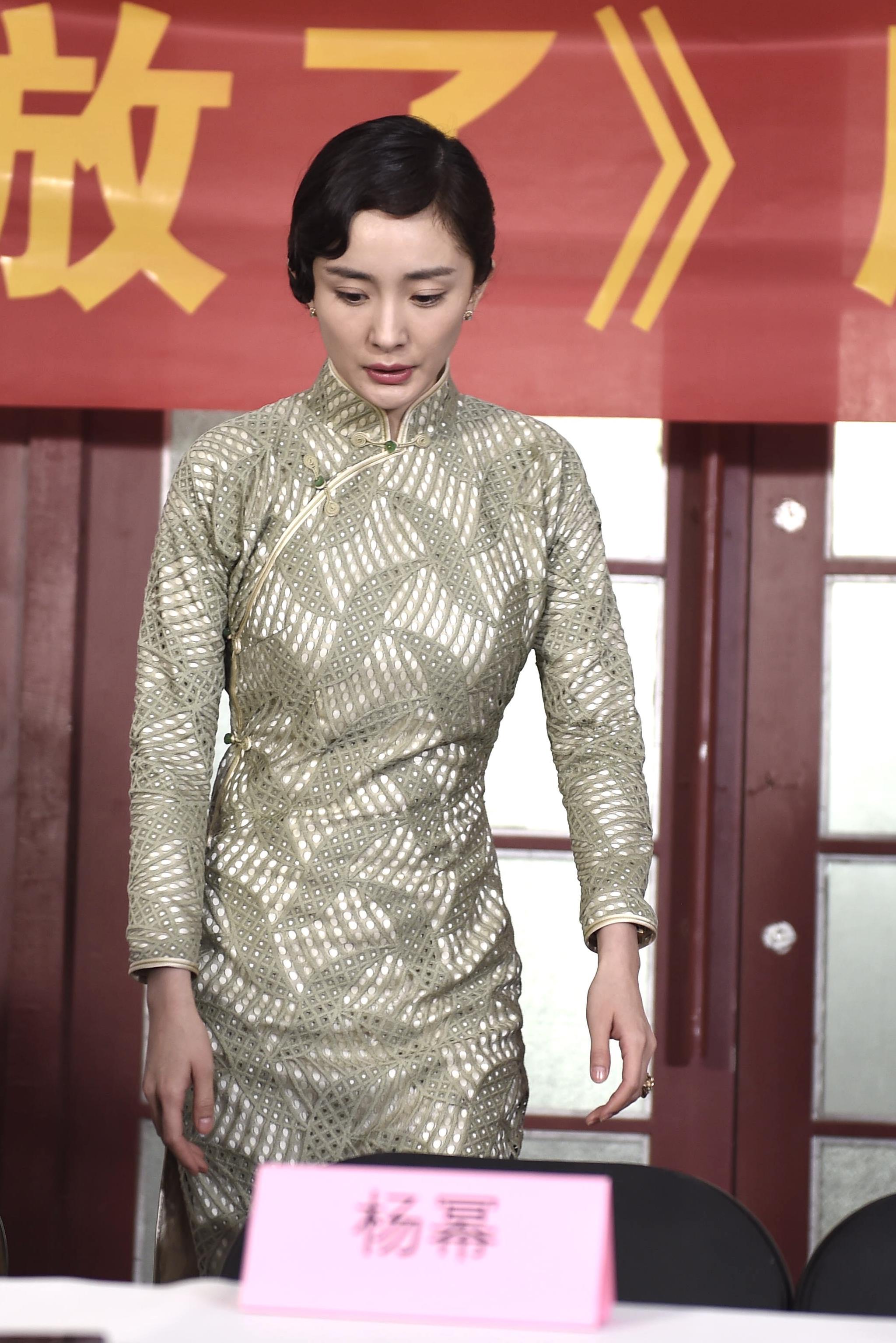 被困横店的客串人生，一场意外的演艺之旅从横店闯出来的明星